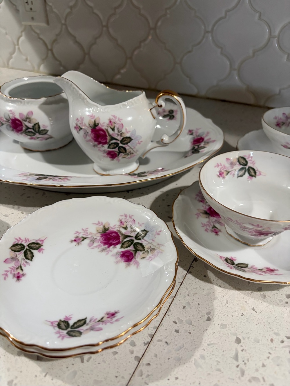 Cream Porcelain Creamer & Sugar Bowl Set with Pink Rose Motif - Picture 4 of 6